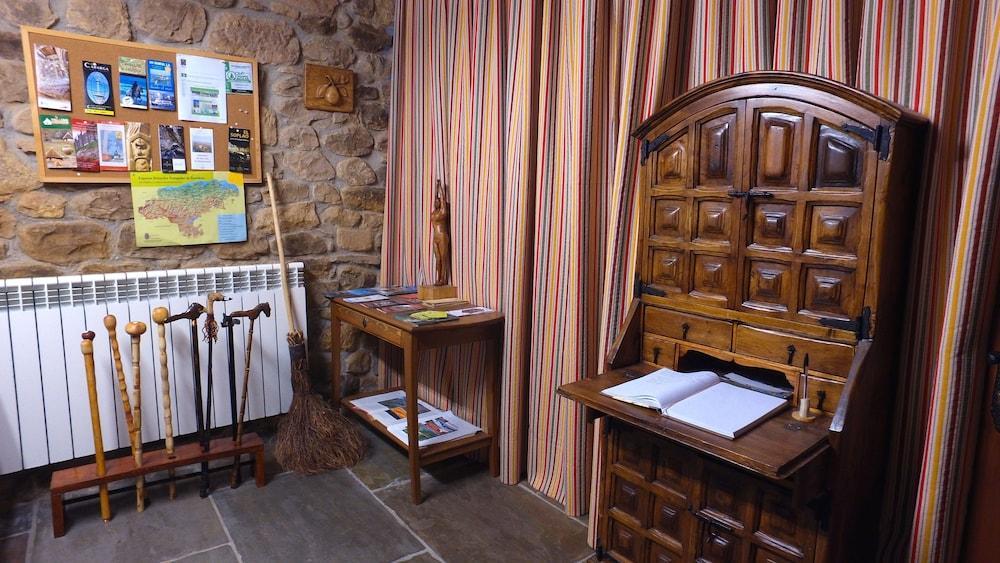Apartamentos Rurales Pedredo Arenas De Iguna ภายนอก รูปภาพ