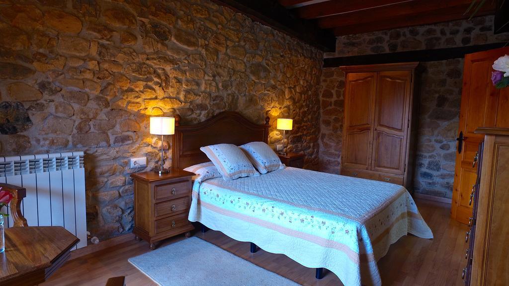 Apartamentos Rurales Pedredo Arenas De Iguna ภายนอก รูปภาพ