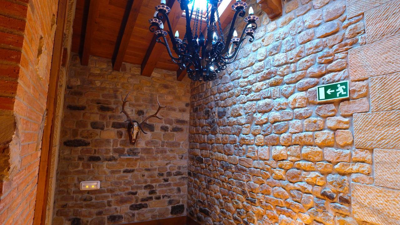 Apartamentos Rurales Pedredo Arenas De Iguna ภายนอก รูปภาพ
